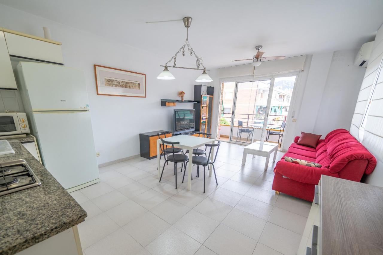 Homeholidaysrentals Margot - Costa Barcelona Pineda de Mar Ngoại thất bức ảnh