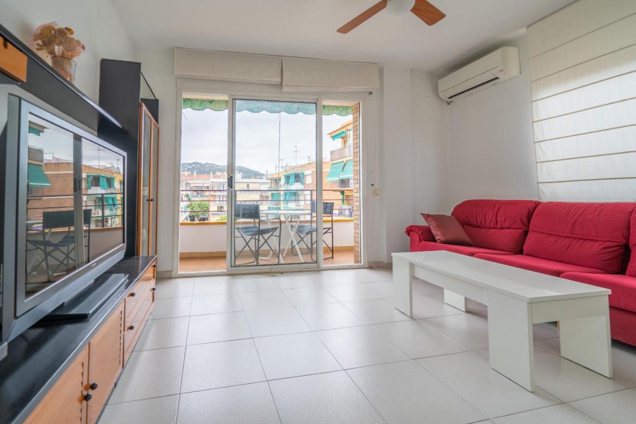 Homeholidaysrentals Margot - Costa Barcelona Pineda de Mar Ngoại thất bức ảnh